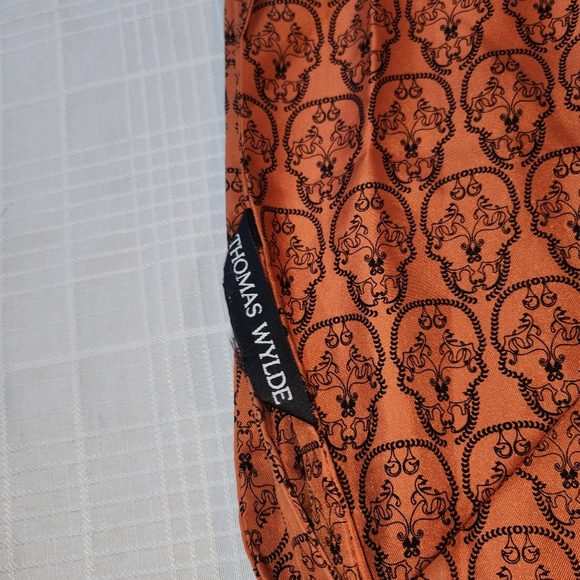 THOMAS WYLDE Orange,black Silk Skull Print Scarf - Picture 11 of 14